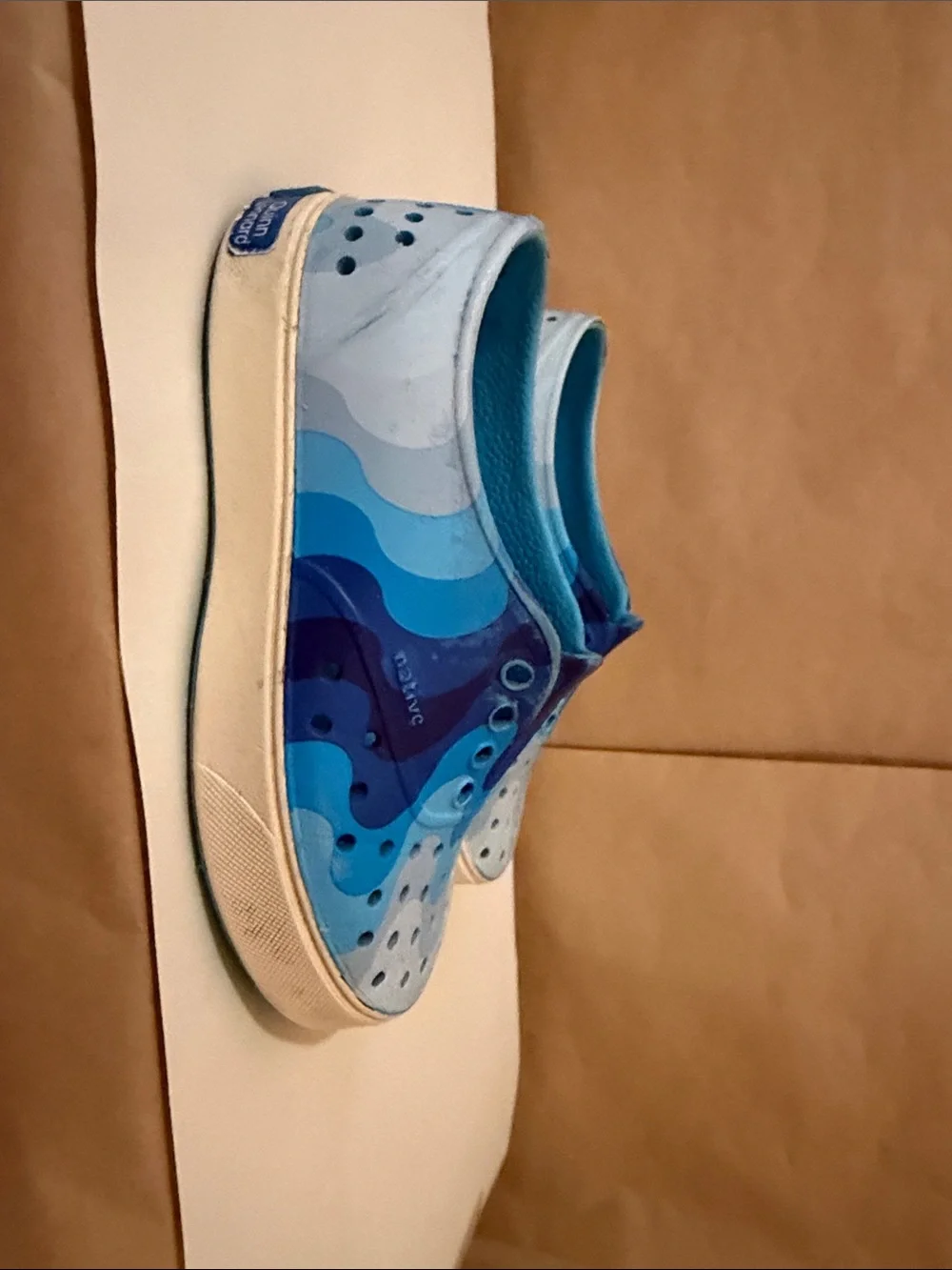 Native Shoes slip water